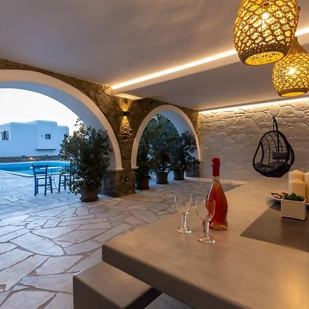 Callisti Mykonos Town With Pool View And Calypso Upper Floor With Sea View Exterior foto