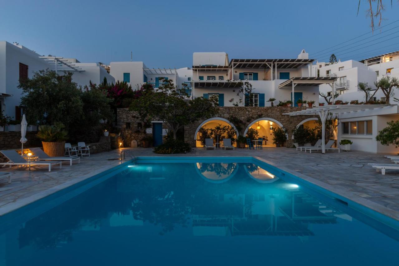 Callisti Mykonos Town With Pool View And Calypso Upper Floor With Sea View Exterior foto