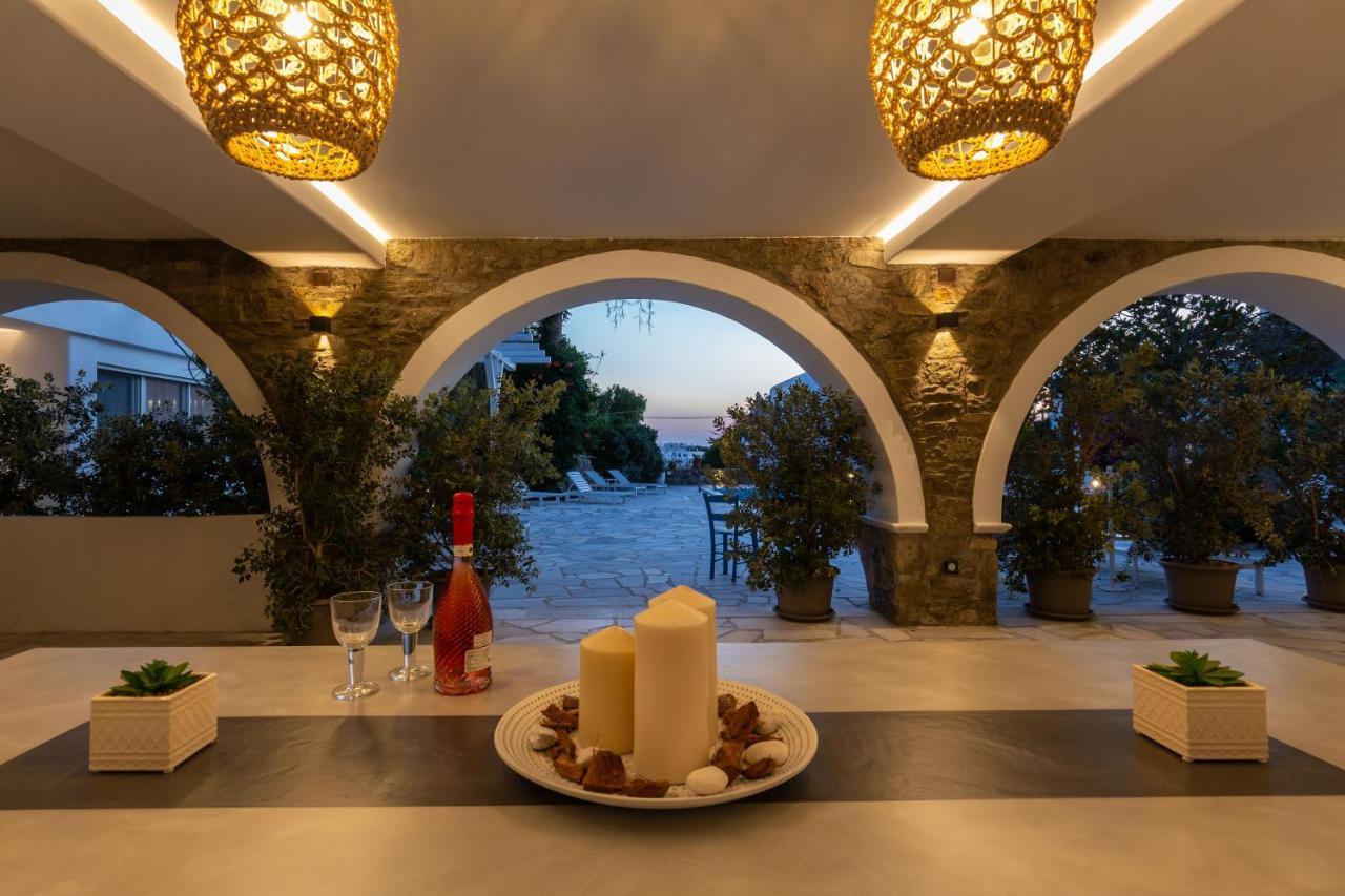 Callisti Mykonos Town With Pool View And Calypso Upper Floor With Sea View Exterior foto