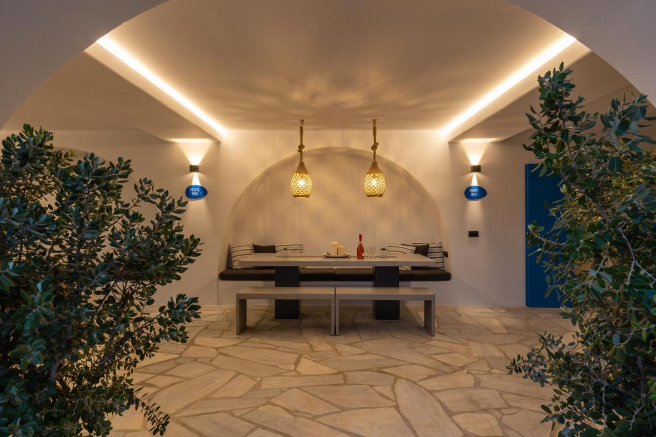 Callisti Mykonos Town With Pool View And Calypso Upper Floor With Sea View Exterior foto