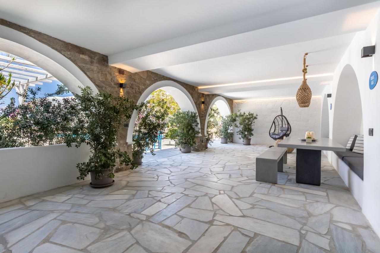 Callisti Mykonos Town With Pool View And Calypso Upper Floor With Sea View Exterior foto