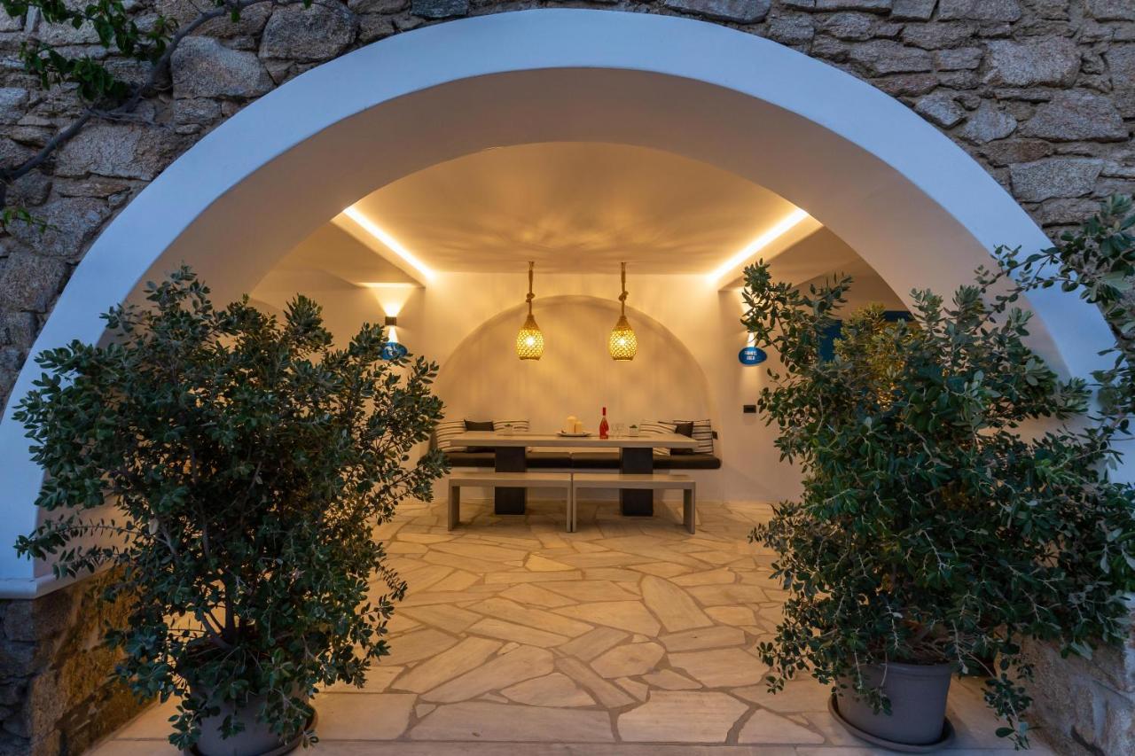 Callisti Mykonos Town With Pool View And Calypso Upper Floor With Sea View Exterior foto