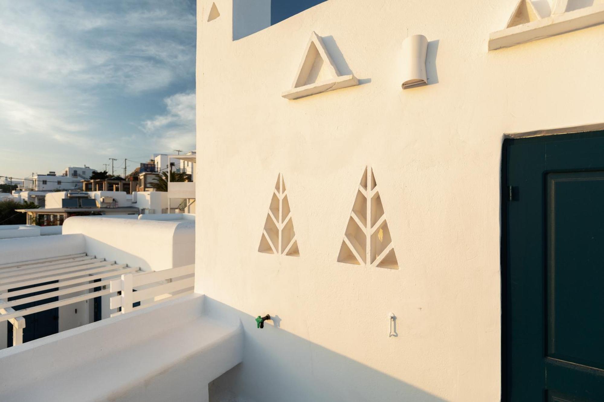 Callisti Mykonos Town With Pool View And Calypso Upper Floor With Sea View Exterior foto